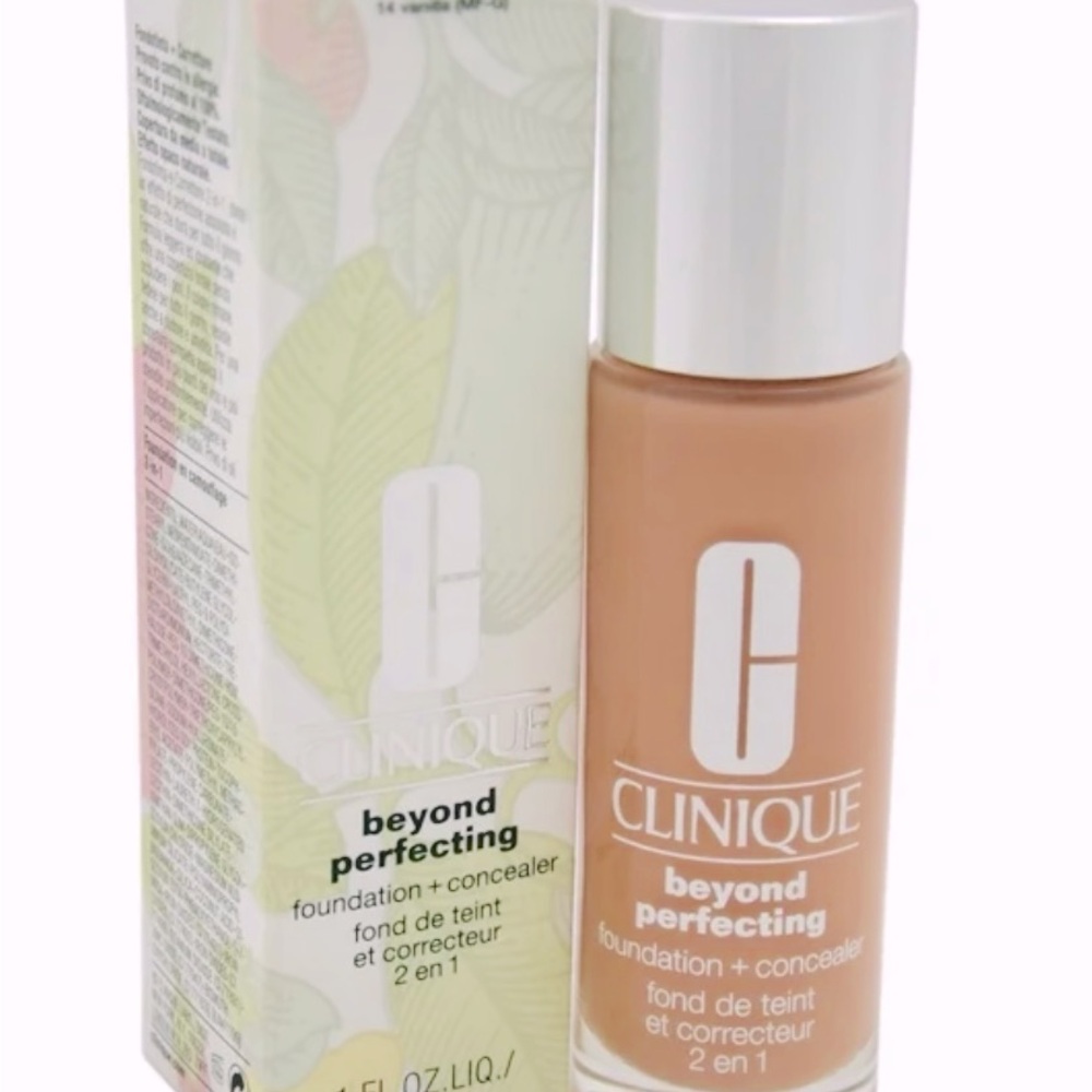 Clinique Beyond Perfecting Foundation + Concealer WN 30 Biscuit